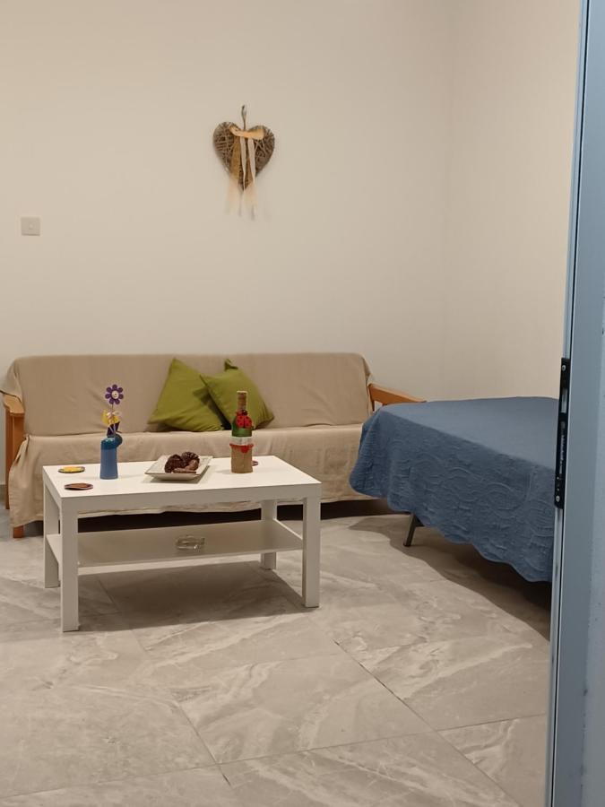 Andri' S Place بافوس المظهر الخارجي الصورة