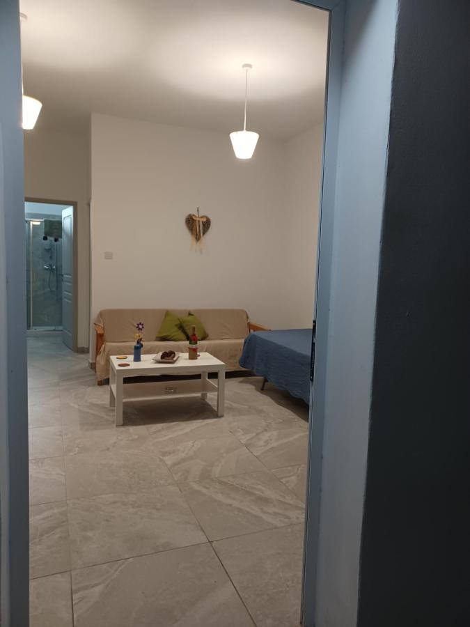 Andri' S Place بافوس المظهر الخارجي الصورة